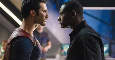 Superman lộ diện trong trailer mới của Supergirl mùa 2