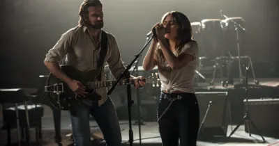 Bradley Cooper và Lady Gaga song ca đầy tình tứ trong Vì Sao Vụt Sáng