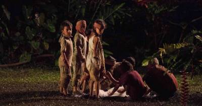 Out of the Dark - Khi bóng đêm chưa đủ ám ảnh