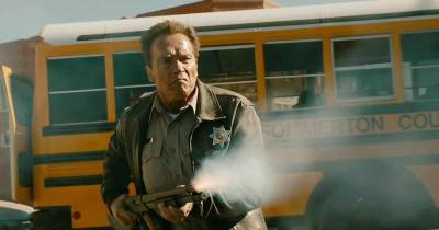 Biểu tượng hành động Arnold tái xuất máu lửa trong The Last Stand