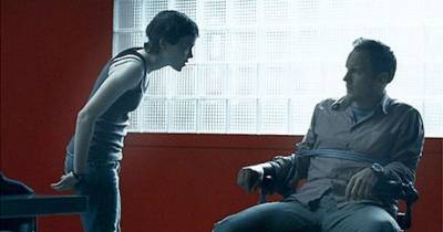 Hard Candy - Viên kẹo cứng có ngọt không?