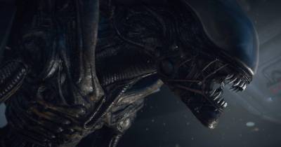 Ridley Scott sẽ làm mới loạt phim Alien