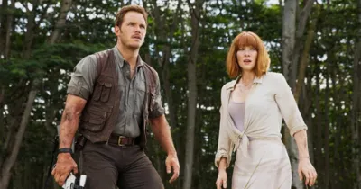 Hé lộ hình ảnh đầu tiên của Jurassic World 2