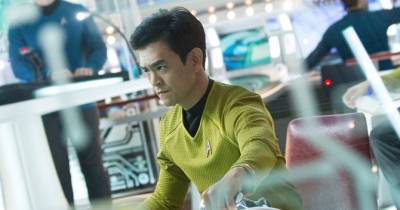 Nhân vật Sulu Của John Cho trong Star Trek Beyond xác nhận là đồng tính