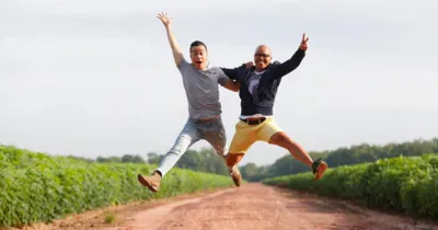 11 năm qua, Vũ Ngọc Đãng làm phim cho Lương Mạnh Hải, và Lương Mạnh Hải chỉ đóng phim của Vũ Ngọc Đãng