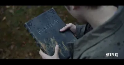 Netflix tiết lộ đoạn phim về cuộc gặp gỡ của Ryuk và Light trong live action Death Note