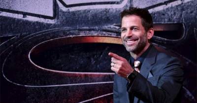 Zack Snyder bất ngờ xác nhận liên kết giữa Justice League 2 và Batman V Superman