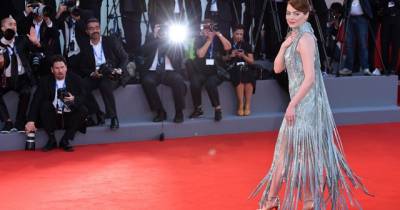 Emma Stone dành giải nữ diễn viên xuất sắc trong La La Land tại liên hoan phim Venice