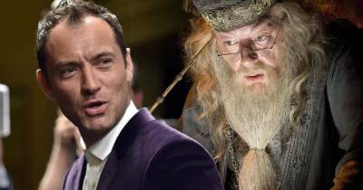 Fantastic Beasts 2 - Jude Law hi vọng thảo luận với J.K. Rowling về Dumbledore