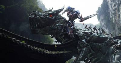 Trailer cực nóng và loạt poster nhân vật từ Transformers: Age of Extinction