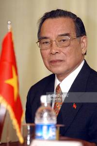 Phan Văn Khải - Người Con Đất Thép