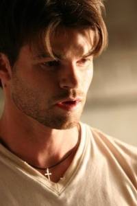 Daniel Gillies