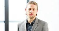 Charlie Hunnam tham gia True History of the Kelly Gang