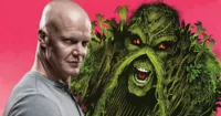 Derek Mears vào vai Swamp Thing