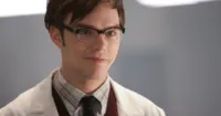 Nicholas Hoult sẽ là bạn diễn mới của Emma Stone