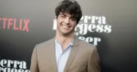 Charlie’s Angels reboot thêm diễn viên Noah Centineo từ To All the Boys I've Loved Before