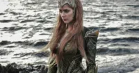 Amber Heard sũng nước trong loạt ảnh mới của Aquaman