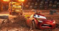 Mini Series live action Cars 3 tái hiện những chiếc xe đua qua hình ảnh các vận động viên