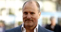 Bận rộn với nhiều dự án, Woody Harrelson vẫn tham gia Venom cùng Tom Hardy