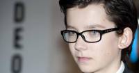 Asa Butterfield tham gia vào chuyện tình xuyên vũ trụ - The Space Between Us