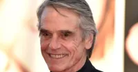 Jeremy Irons sẽ đóng vai chính trong series Watchmen của HBO