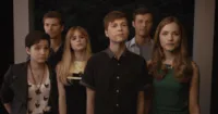 Scream season 2 tung ảnh teaser và ngày ra mắt
