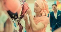 Vú Em Tập Sự - Giang hồ hiểm ác không bằng em bé khóc nhè!