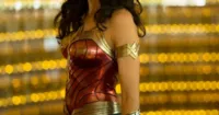 Wonder Woman 1984 được quay tại Trường Đại Học Y Hoàng Gia ở London
