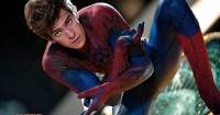 Andrew Garfield không mặc gì dưới trang phục Người Nhện