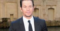 Six Billion Dollar Man của Mark Wahlberg lùi ngày phát hành