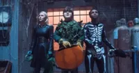 [REVIEW] Câu Chuyện Lúc Nửa Đêm 2: Halloween Ma Ám – Đậm giải trí nhưng thiếu yếu tố sợ hãi của một mùa lễ ma quái