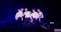 Sân Khấu Ánh Sáng tung trailer thứ 2 cùng những hình ảnh chưa từng được công bố của Wings Tour