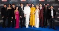 Ezra Miller - "sinh vật huyền bí" tỏa sáng nhất trong buổi ra mắt Fantastic Beasts: The Crimes of Grindelwald