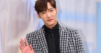 Choi Jin Hyuk gặp chấn thương khi đang ghi hình cho drama The Last Empress