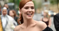 Zombieland 2 chiêu mộ ngôi sao của Netflix Zoey Deutch