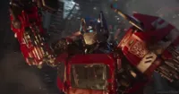 Hasbro công bố tạo hình chính thức của Optimus Prime trong Bumblebee