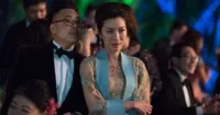 Last Christmas đánh dấu sự tái hợp giữa Dương Tử Quỳnh và Henry Golding