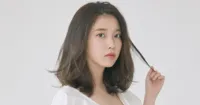 IU chấp nhận lời mời tham gia phim mới của bộ đôi biên kịch Hong Sisters