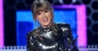 Taylor Swift đưa tour diễn Reputation lên Netflix
