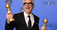 Alfonso Cuarón bảo vệ Netflix trước câu hỏi về việc phát hành phim tại Lễ trao giải Quả cầu Vàng