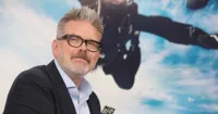Christopher McQuarrie tiếp tục viết kịch bản và đạo diễn cho 2 bộ phim Nhiệm Vụ Bất Khả Thi sắp tới