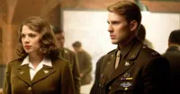 Biên kịch Endgame xác nhận Captain America có con với Peggy