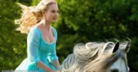 Lily James - Viên ngọc thô đang đợi được tỏa sáng