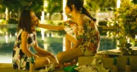 Sắc Đẹp Dối Trá - Hương Giang chuyển giới để chạy trốn sát thủ