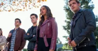 [REVIEW] 13 Reasons Why 4 (Netflix) - Tốt nhất đừng mong đợi quá nhiều!