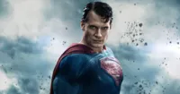 Henry Cavill vẫn tiếp tục vai diễn Superman