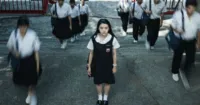 Detention (Netflix) - Bộ phim kinh dị lấy cảm hứng từ trò chơi sinh tồn của Red Candle