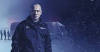 [REVIEW] Below Zero (Netflix) - Một phim hành động không có gì đặc sắc!