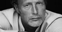 Mads Mikkelsen - Từ vũ công đến nỗi kinh hoàng của thế giới phù thủy