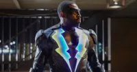 Black Lightning là phim có rating tập đầu tiên cao nhất của CW 2 năm qua